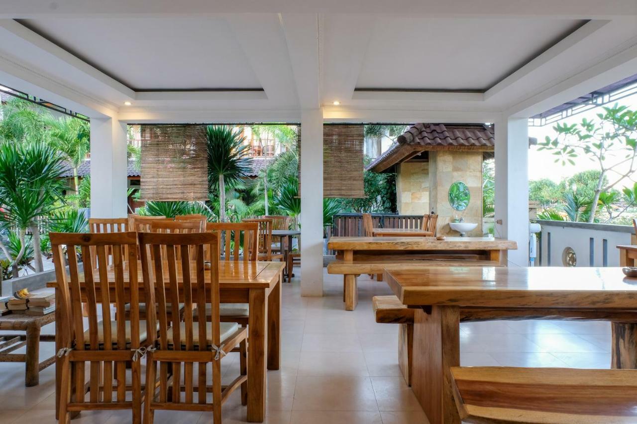 Friends Beach Hotel Kuta  Exterior photo